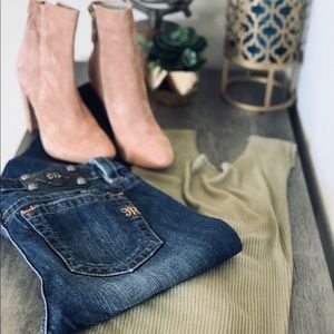 ~~ Miss Me Mid Rise Ankle Skinny Jeans - Sz. 27 ~~